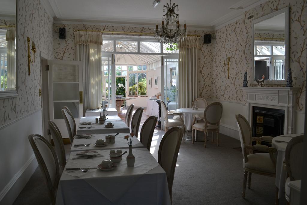 רייגייט Cranleigh Hotel מראה חיצוני תמונה