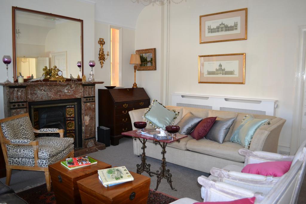 רייגייט Cranleigh Hotel מראה חיצוני תמונה